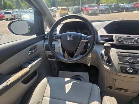 Used 2016 Honda Odyssey LX image 41