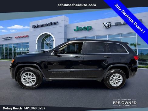 Used 2019 Jeep Grand Cherokee Laredo AWD/4WD image 4