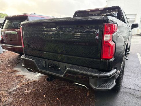 Used 2019 Chevrolet Silverado 1500 LT Trail Boss AWD/4WD image 6