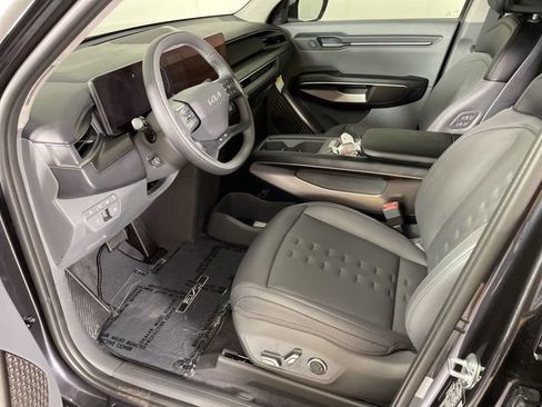 New 2026 Kia EV9 Wind image 17