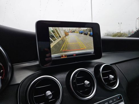 Used 2018 Mercedes-Benz C 300 4MATIC Sedan image 31