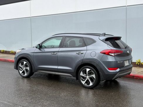 Used 2016 Hyundai Tucson Limited w/ Option Group 03 AWD/4WD image 4