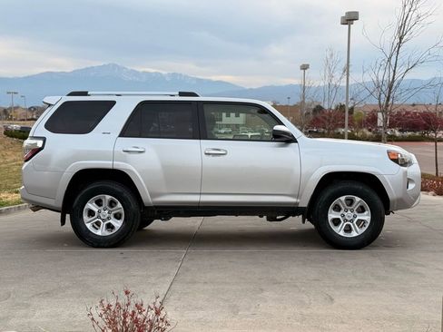 Used 2024 Toyota 4Runner SR5 image 9