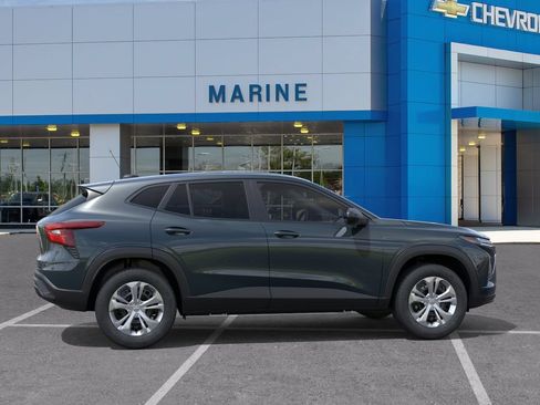 New 2026 Chevrolet Trax LS FWD image 5