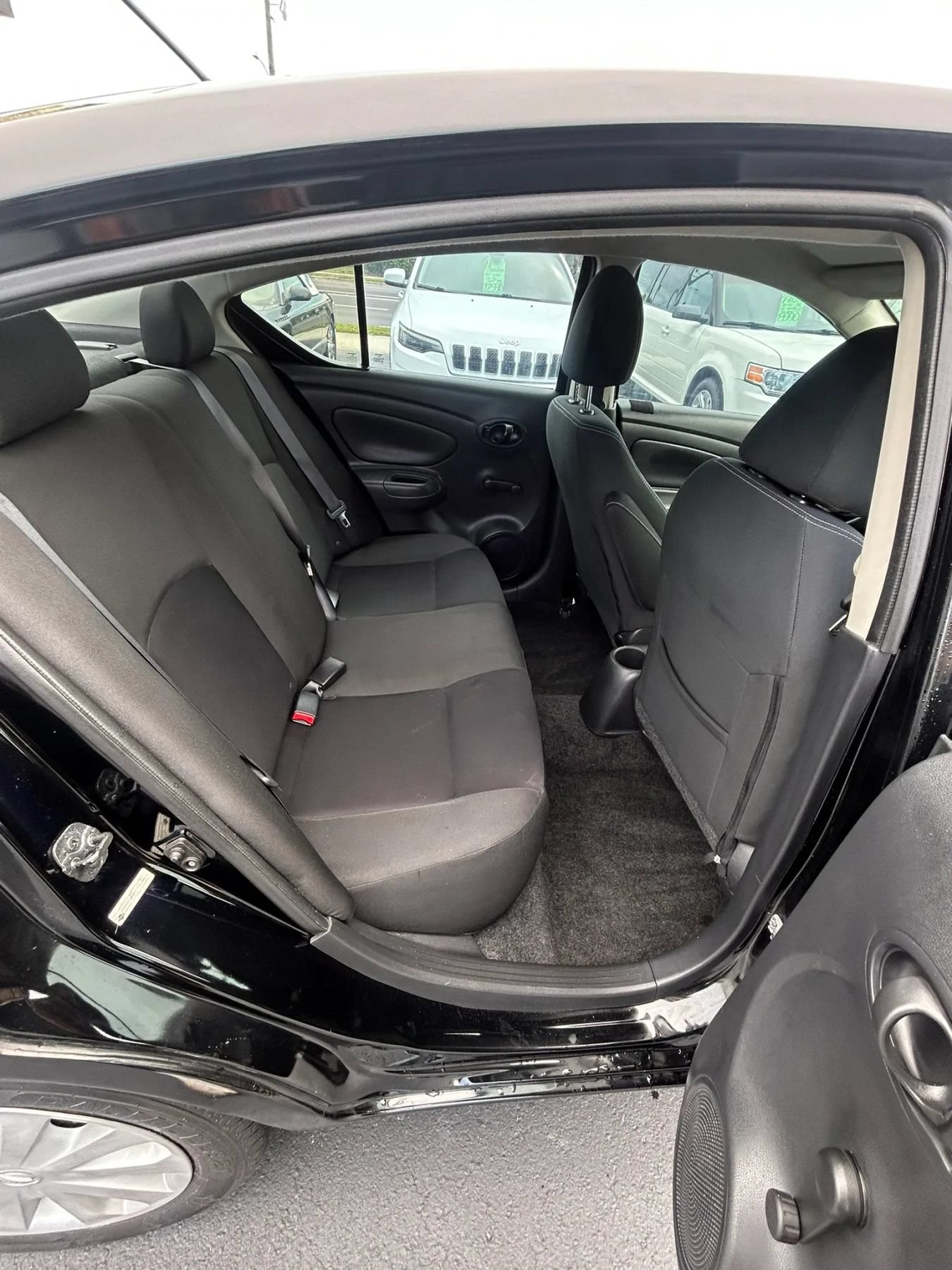 Used 2018 Nissan Versa S FWD image 16