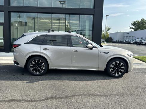 Certified 2024 MAZDA CX-90 3.3 Turbo S w/ Premium Plus image 2