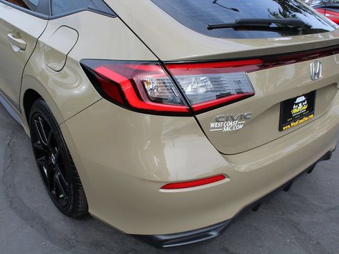 Used 2025 Honda Civic Sport image 14