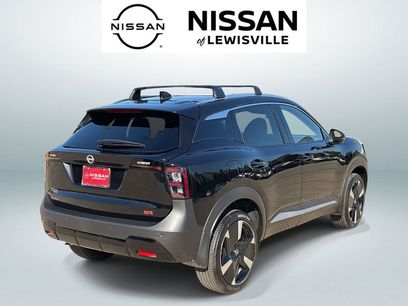 New 2026 Nissan Kicks SR w/ Illumination Package