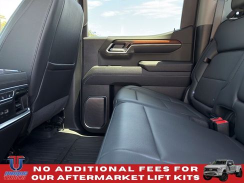 Used 2025 GMC Sierra 1500 Denali w/ Technology Package AWD/4WD image 26