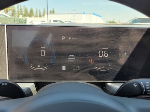 Used 2025 Hyundai Sonata SEL FWD image 25