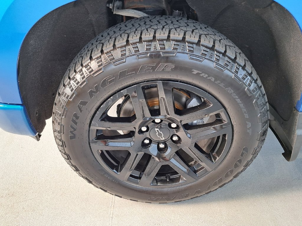 Used 2022 Chevrolet Silverado 1500 Custom AWD/4WD image 34