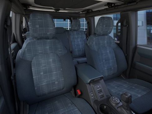 New 2025 Ford Bronco Heritage Edition image 10