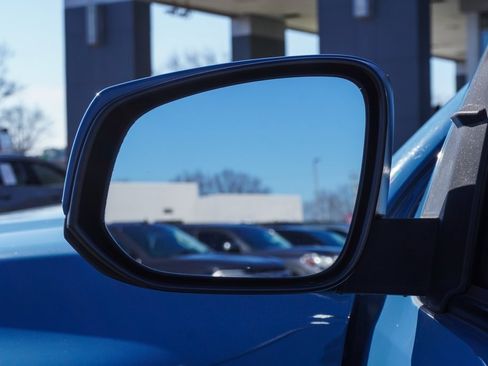 Used 2019 Toyota Tacoma SR5 image 38