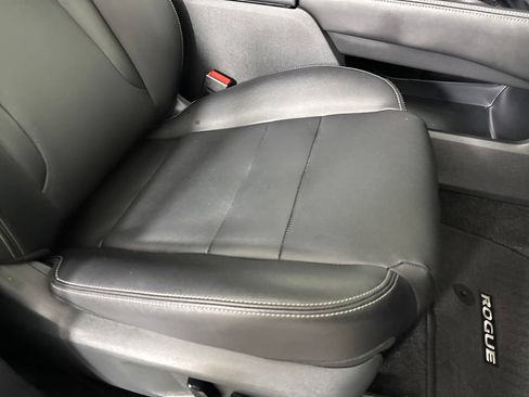 Used 2023 Nissan Rogue SL w/ SL Premium Package FWD image 34