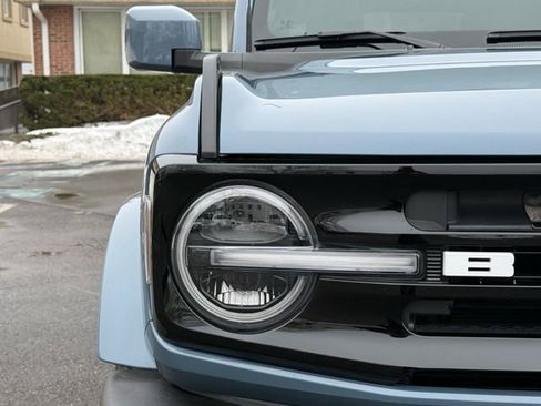 Used 2024 Ford Bronco Outer Banks image 11