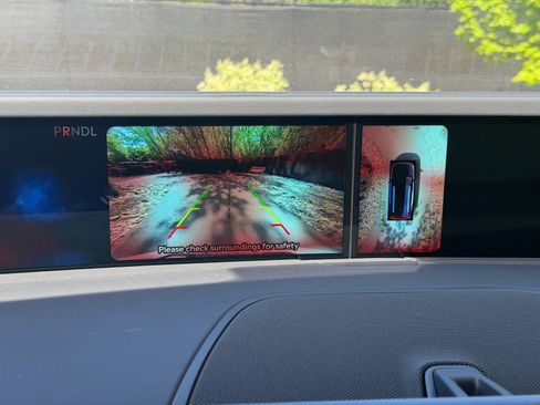 New 2026 Lincoln Nautilus Reserve AWD/4WD image 32
