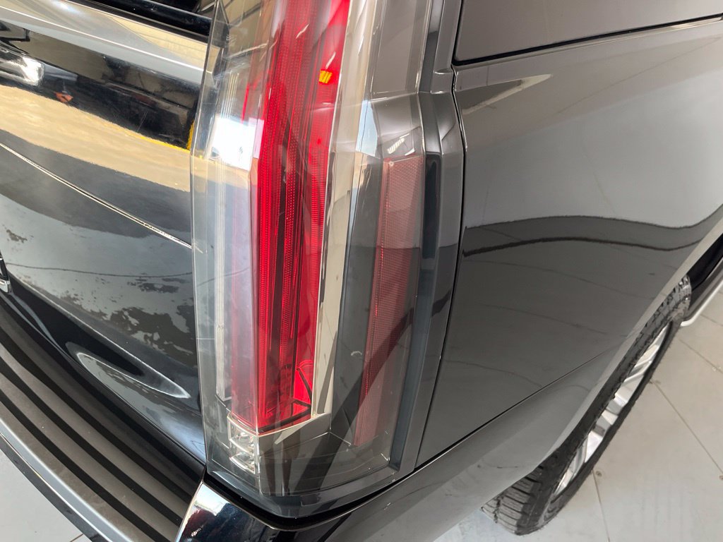 Used 2020 Cadillac Escalade 4WD image 48