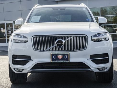 Used 2019 Volvo XC90 T6 Inscription image 2