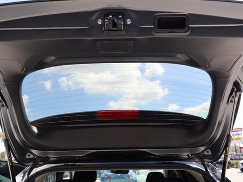 Used 2025 Subaru Crosstrek 2.0i Premium image 23