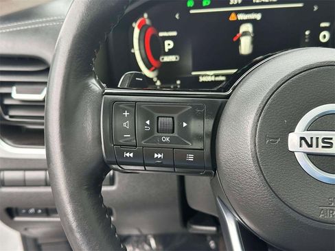 Certified 2021 Nissan Rogue Platinum image 23