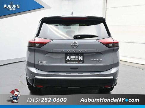 Used 2024 Nissan Rogue Platinum w/ Platinum Premium Package AWD/4WD image 4