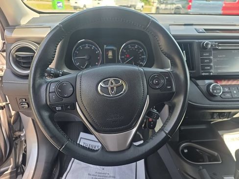 Used 2016 Toyota RAV4 XLE AWD/4WD image 26