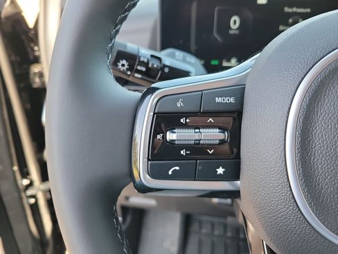 New 2026 Kia Carnival SX FWD image 15