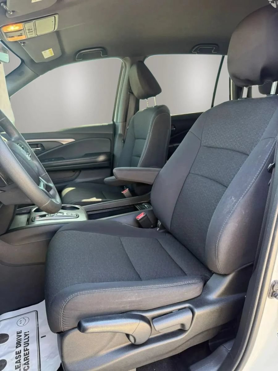 Used 2021 Honda Passport Sport image 15
