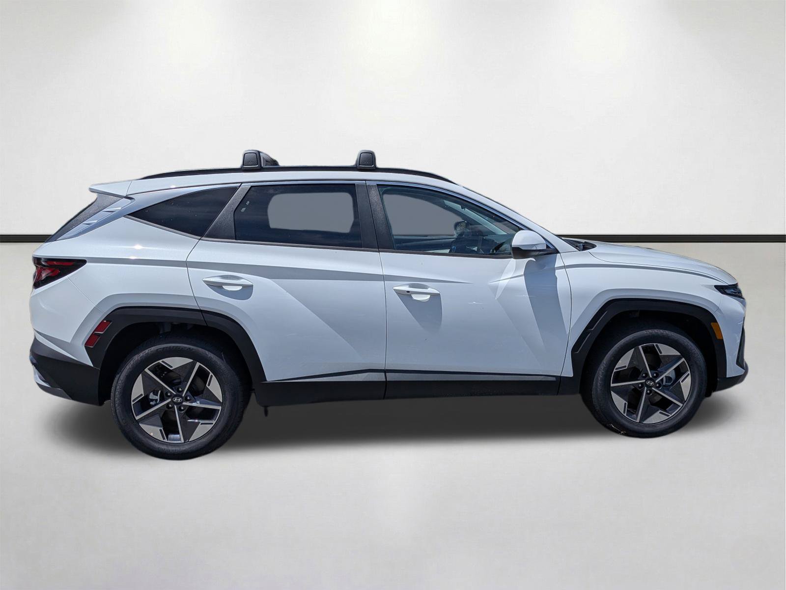 New 2026 Hyundai Tucson SEL Plus FWD image 3