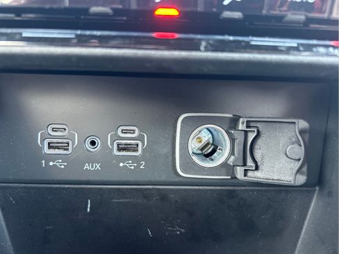 Certified 2023 Jeep Grand Cherokee Limited RWD image 32