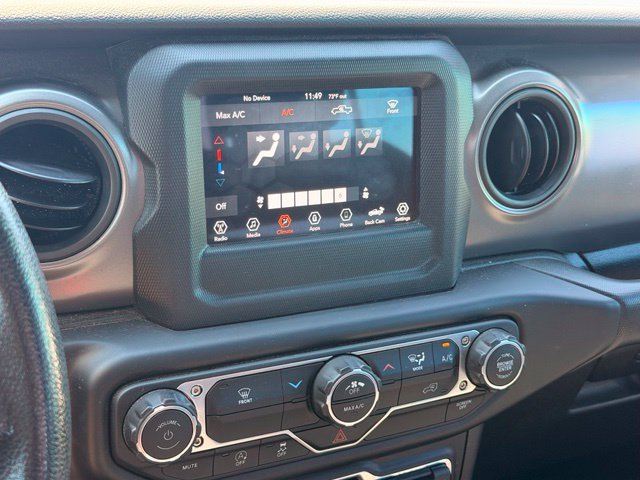 Used 2023 Jeep Gladiator Sport AWD/4WD image 26