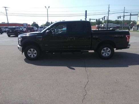 Used 2017 Ford F150 XLT image 30