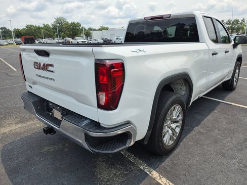 Used 2023 GMC Sierra 1500 Pro w/ Pro Value Package AWD/4WD image 9