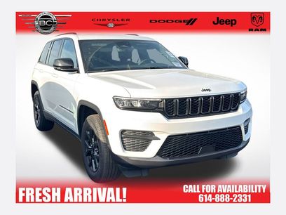 Used 2024 Jeep Grand Cherokee Altitude