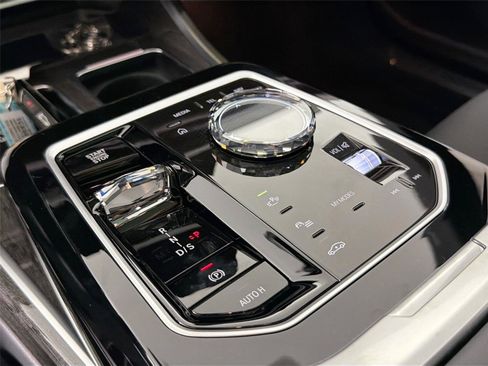 New 2026 BMW 740i RWD image 16