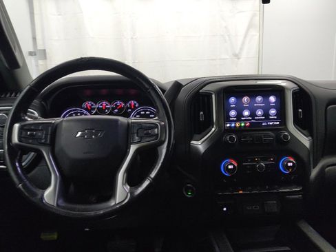 Used 2020 Chevrolet Silverado 1500 LT Trail Boss image 22