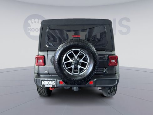Used 2024 Jeep Wrangler Rubicon w/ Convenience Group image 5