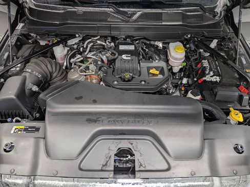 Used 2025 RAM 2500 Tradesman AWD/4WD image 13