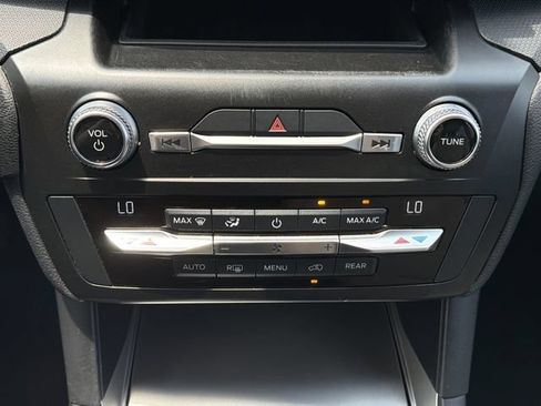 Used 2020 Ford Explorer 2WD image 21