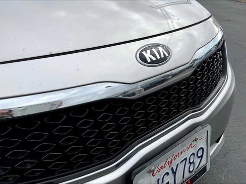 Used 2013 Kia Optima LX image 28