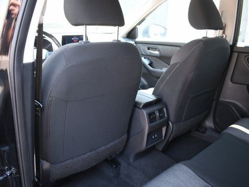 Used 2025 Nissan Rogue SV AWD/4WD image 21