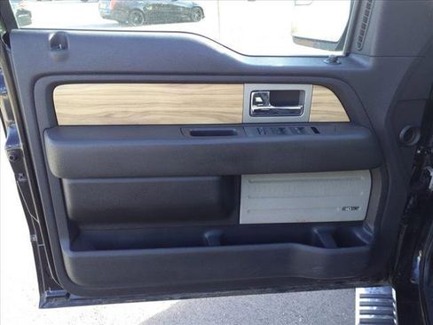 Used 2011 Ford F150 Lariat w/ Lariat Chrome Pkg image 13