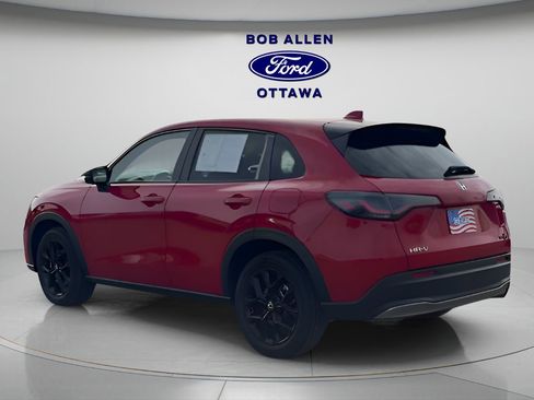 Used 2025 Honda HR-V Sport image 4