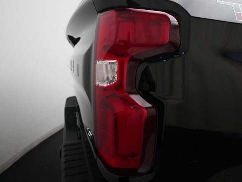 Used 2021 Chevrolet Silverado 1500 LT Trail Boss w/ Bed Protection Package AWD/4WD image 29