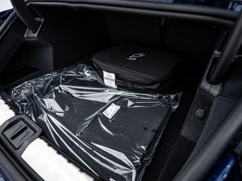 New 2025 Porsche Taycan 4S image 23