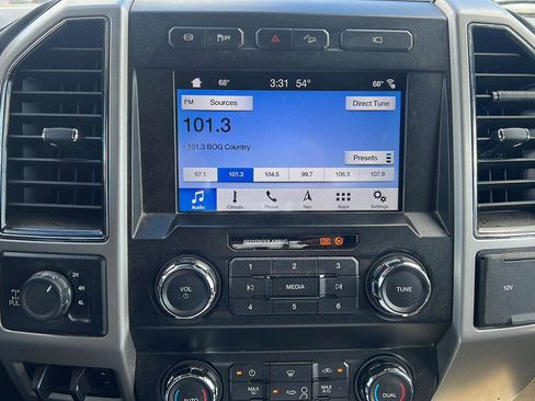 Used 2019 Ford F350 Lariat w/ Lariat Ultimate Package AWD/4WD image 18