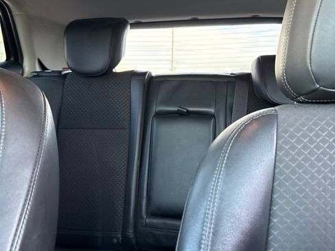 Used 2019 Buick Encore Preferred AWD/4WD image 8