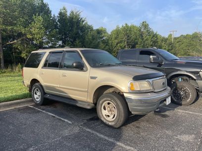 Used 2000 Ford Expedition XLT