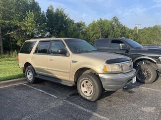 Used 2000 Ford Expedition XLT AWD/4WD video 1