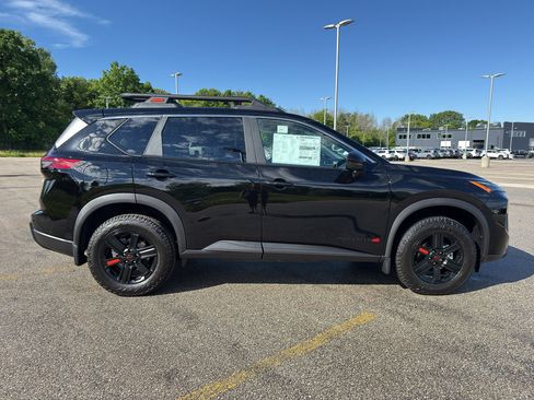 New 2026 Nissan Rogue SV AWD/4WD image 4
